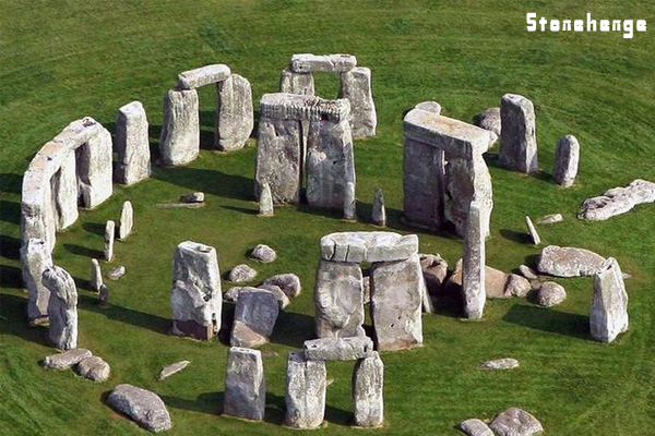 stonehenge là gì, stonehenge ở đâu, bãi đá stonehenge, stonehenge nghĩa là gì, stonehenge bí ẩn, đá stonehenge, vòng tròn đá stonehenge, bãi đá cổ stonehenge