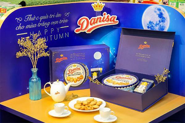 Bánh Danisa của nước nào? Khám phá hộp bánh quy “quốc dân” bánh danisa, bánh danisa chính hãng, bánh danisa có từ năm nào, bánh danisa cua nuoc nao, bánh danisa của nước nào, bánh danisa đan mạch, bánh danisa là của nước nào, bánh danisa nguồn gốc, bánh danisa nước nào, bánh danisa sản xuất ở đâu, bánh danisa xuất xứ ở đâu, bánh hộp danisa, bánh quy bơ danisa, danisa bánh, danisa của nước nào, danisa là bánh của nước nào, hộp bánh danisa, hộp bánh quy danisa, hộp danisa, làm bánh danisa, nguồn gốc bánh danisa