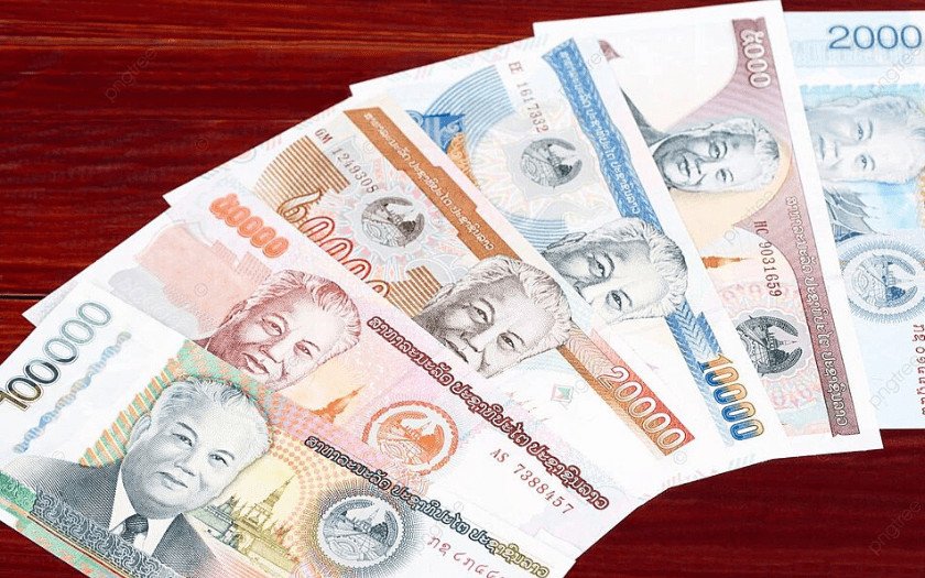 Các mệnh giá tiền Kíp Lào phổ biến, bao gồm tờ 2000 Kíp