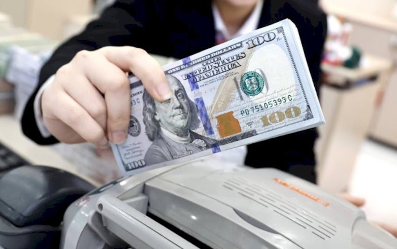 Các yếu tố kinh tế vĩ mô ảnh hưởng tỷ giá 100 đô la Mỹ và tiền Việt