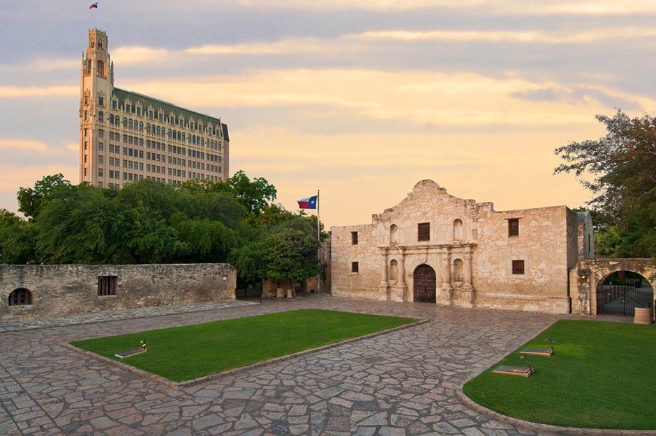 Cung điện Alamo lịch sử tại San Antonio, biểu tượng của tiểu bang Texas