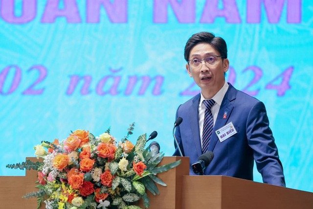 Đầu tư 25 tỷ USD vào Việt Nam, thể hiện tiềm năng từ báo cáo World Bank và sự phát triển của thị trường chứng khoán.