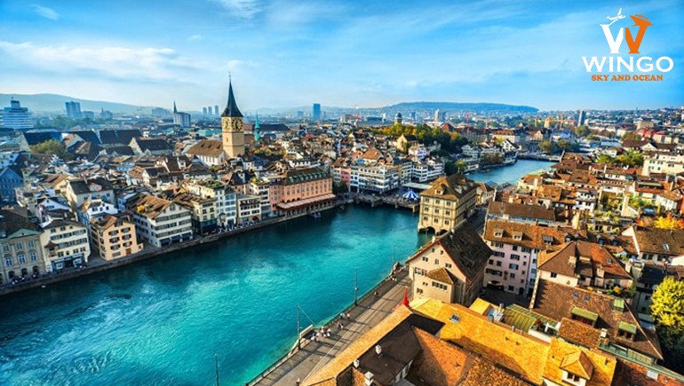 Khung cảnh tổng quan về đất nước Thụy Sĩ với dãy núi Alps hùng vĩ
