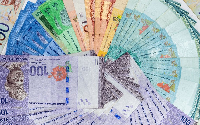 Lưu ý so sánh tỷ giá hối đoái giữa Ringgit Malaysia và tiền Việt Nam