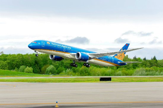 Máy bay của Vietnam Airlines tại sân bay Moscow
