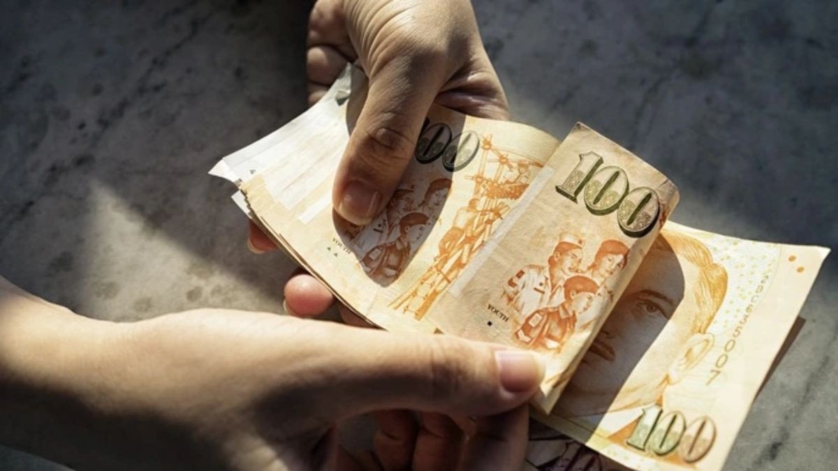 Máy tính điện tử hiển thị tỷ giá quy đổi từ Đô la Singapore sang Tiền Việt Nam