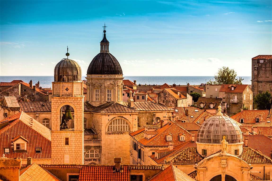 Quảng trường Szent István với Nhà thờ Pécs, Hungary