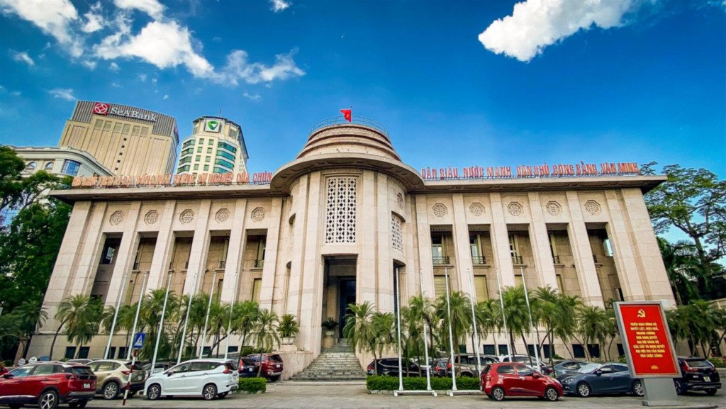 Quầy giao dịch tại ngân hàng uy tín để đổi tiền Peso Philippines sang tiền Việt Nam