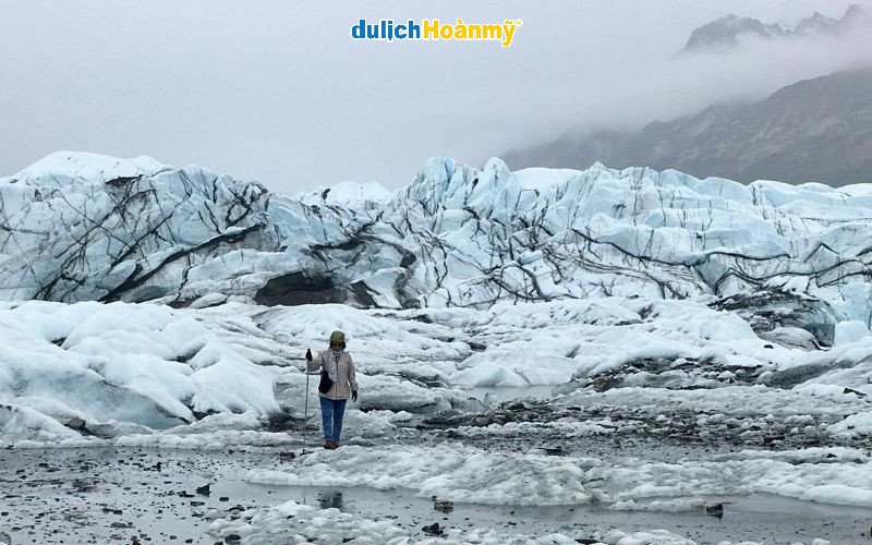 Sông băng Matanuska là một trong những sông băng dễ tiếp cận nhất của Alaska