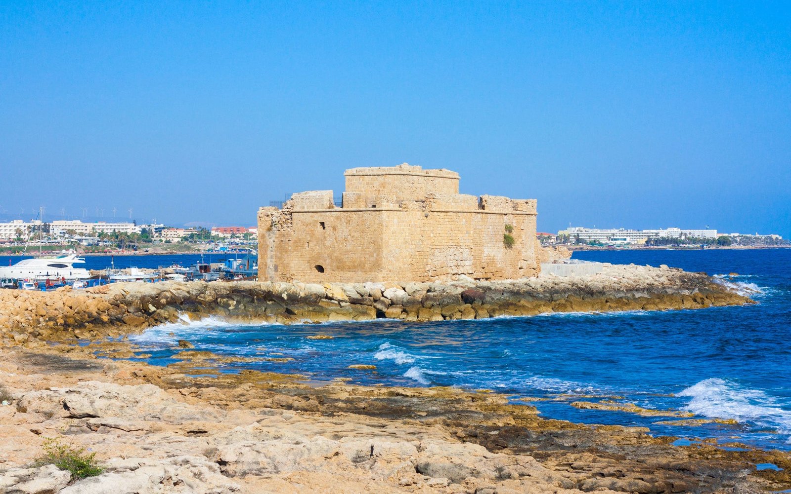 Thành phố Paphos – Cổng chào đến Cyprus