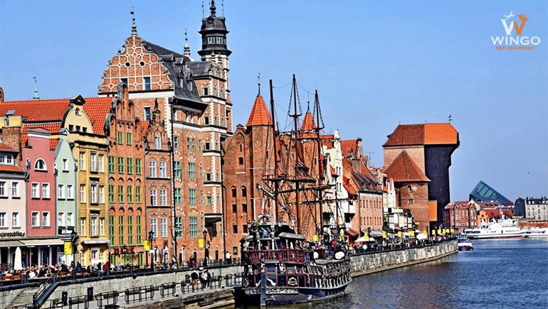 Thị trấn cổ Gdańsk với kiến trúc đặc trưng và những con đường lát đá