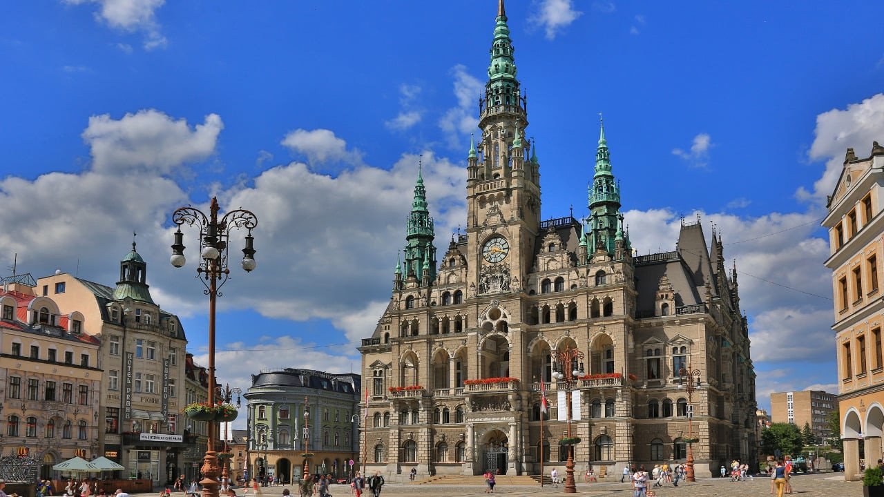 Tòa thị chính Liberec kiến trúc Tân Gothic tráng lệ