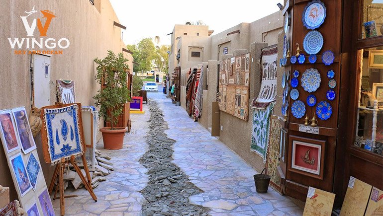 Vẻ đẹp cổ kính của khu phố Al Bastakiya, điểm nhấn lịch sử của Dubai thuộc UAE.