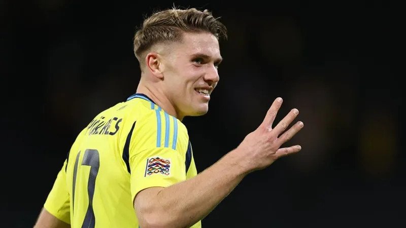 Viktor Gyokeres ghi bàn vượt trội, ảnh hưởng đến các diễn biến chính của Nations League