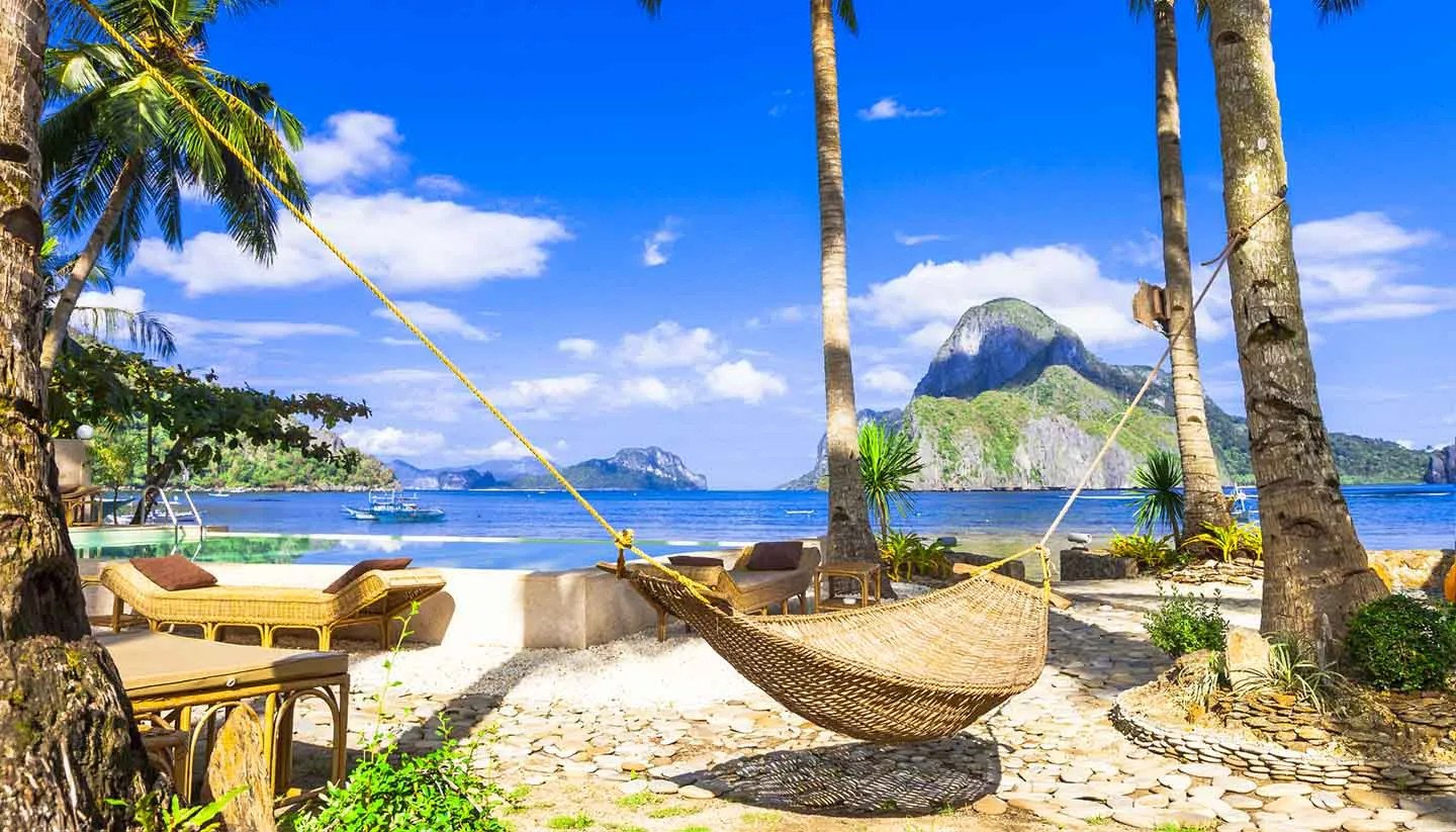 Bãi biển xanh ngắt ở Philippines, lý tưởng cho chuyến du lịch vào mùa khô