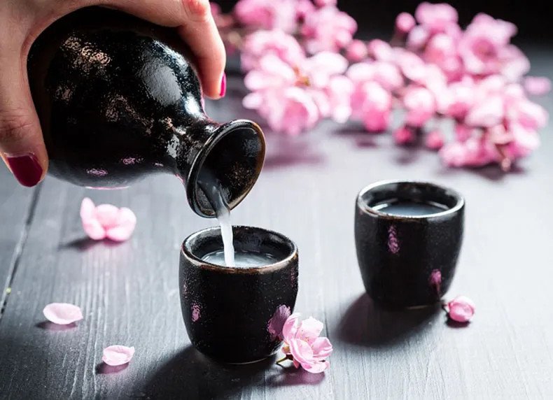 Chén rượu Sake truyền thống của Nhật Bản, biểu tượng văn hóa