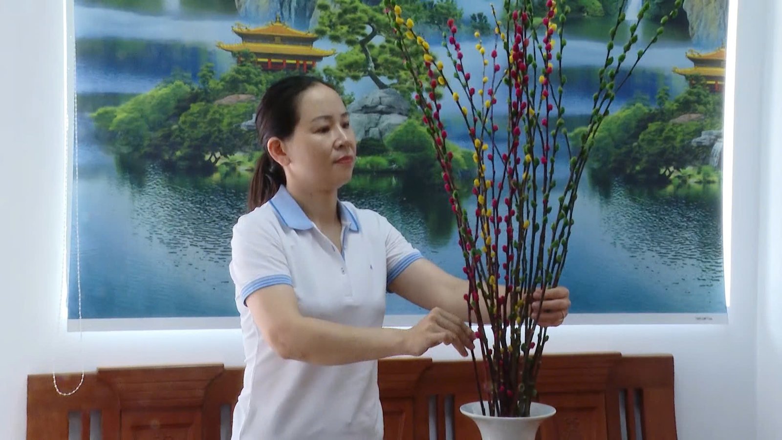 Chị Lê Thị Hằng trong căn hộ chung cư tái định cư Vũng Tàu mới