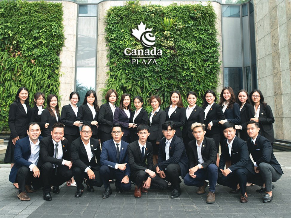 Chuyên viên Canada Plaza tư vấn chi tiết về chương trình định cư