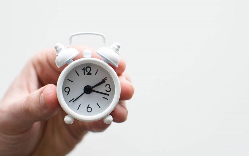 Điều chỉnh đồng hồ phù hợp với múi giờ Đài Loan