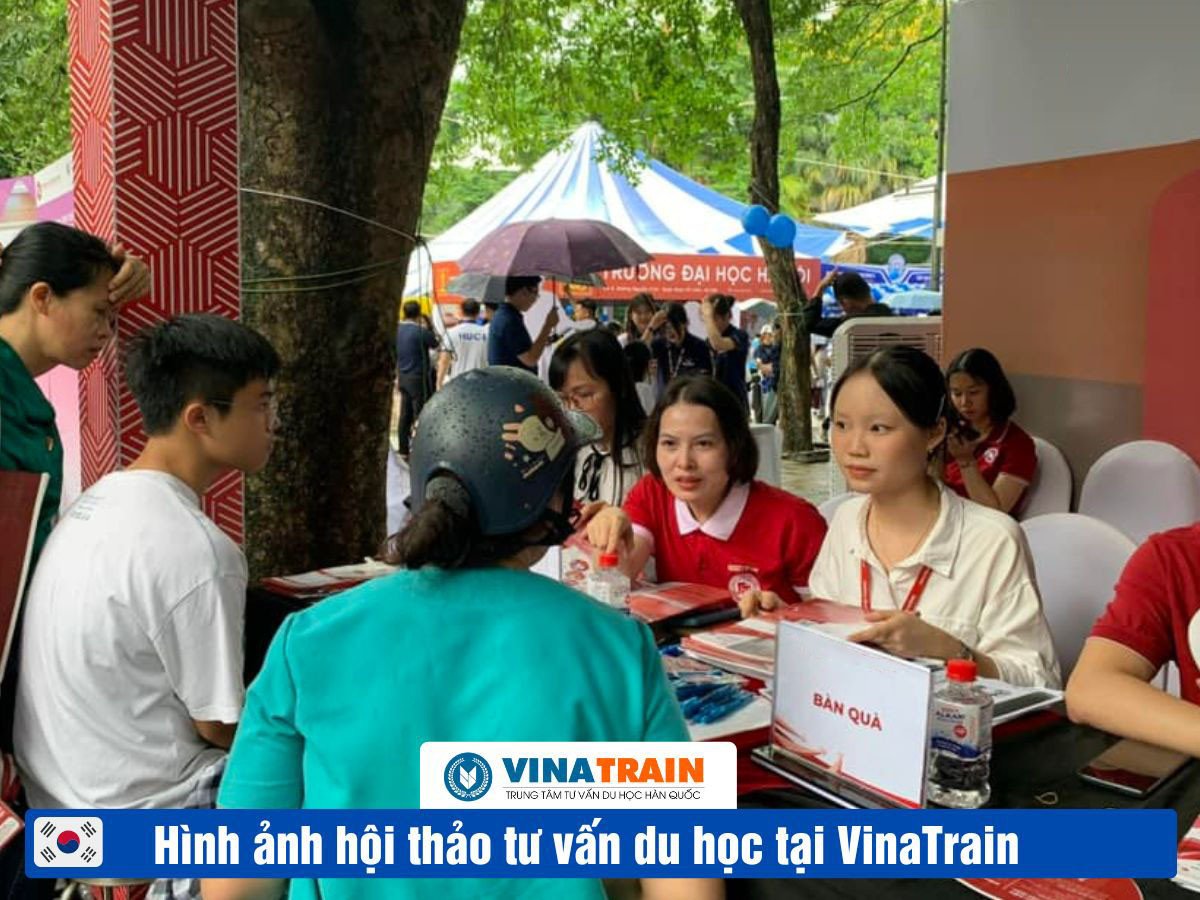 Điều dưỡng viên chăm sóc người cao tuổi, ngành học dễ định cư Hàn Quốc