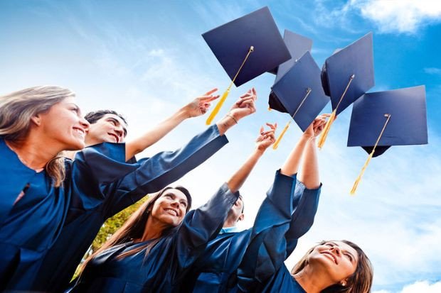 Du học sinh khám phá cơ hội định cư