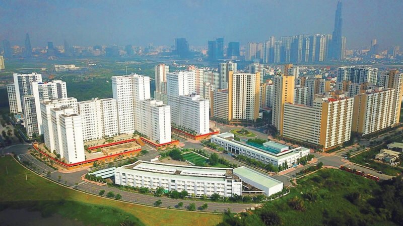 Gia đình trao đổi về các trường hợp không được bố trí tái định cư khi bị thu hồi đất