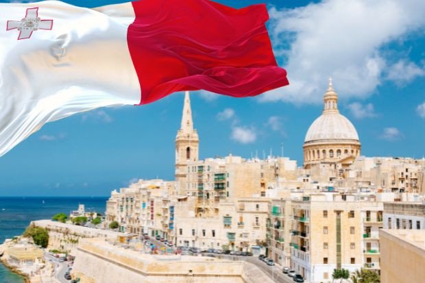 Kiến trúc hiện đại biểu trưng cho cơ hội đầu tư và kinh tế phát triển khi định cư Malta.