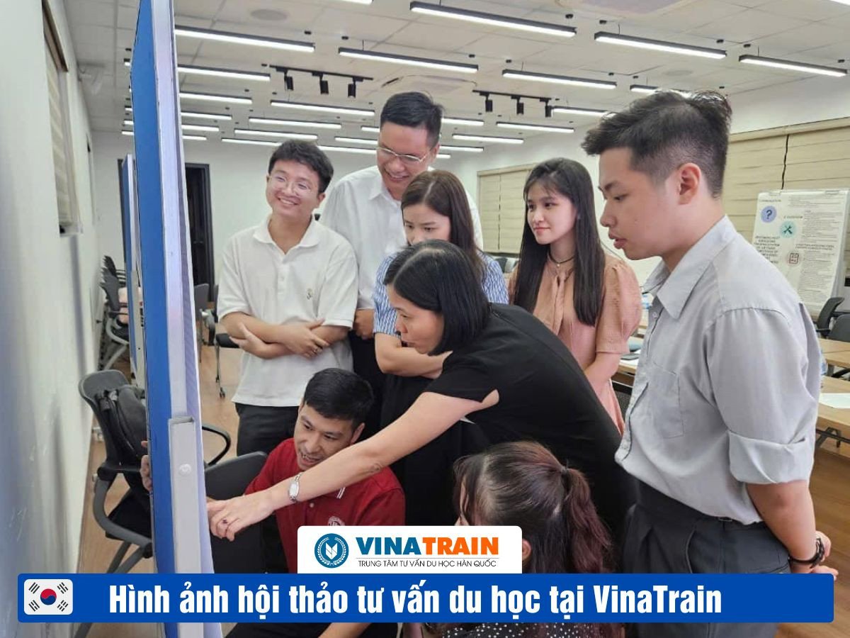 Kỹ sư vận hành máy móc trong ngành kỹ thuật tại Hàn Quốc