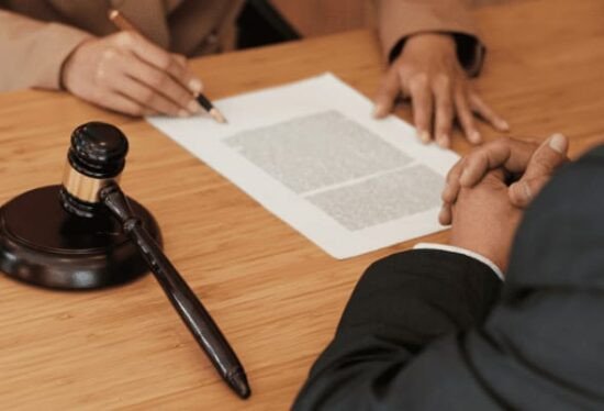Luật sư tư vấn định cư Mỹ cảnh báo về lừa đảo di trú