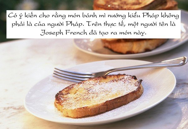 Món bánh sừng bò (croissant) đặc trưng trong ẩm thực Pháp
