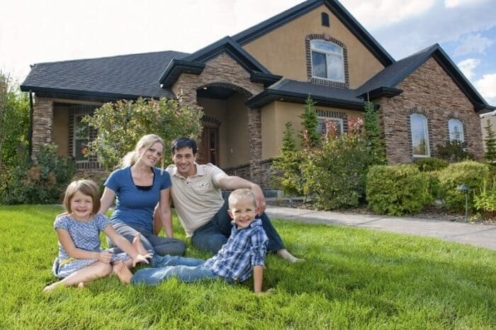 mua nhà ở canada có được định cư không