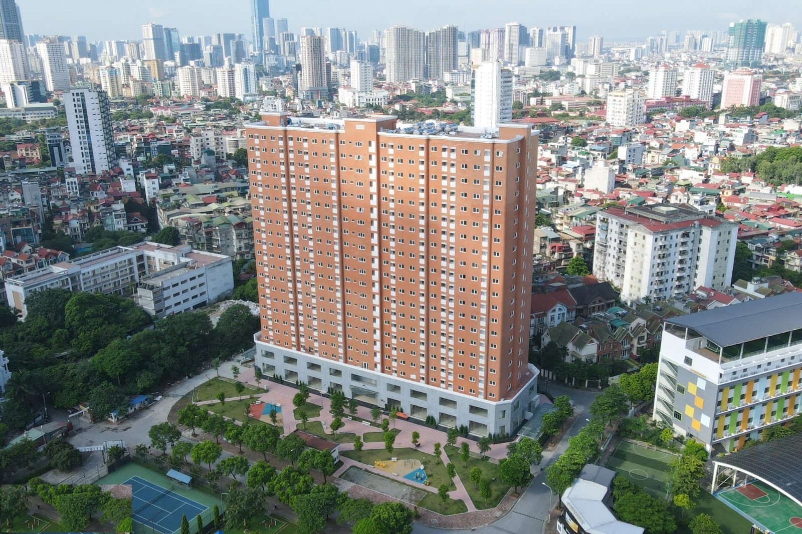 Phối cảnh chung cư tái định cư CT3 Nghĩa Đô với không gian xanh
