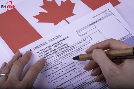 Quy trình đăng ký nhập quốc tịch Canada sau khi có thẻ thường trú nhân