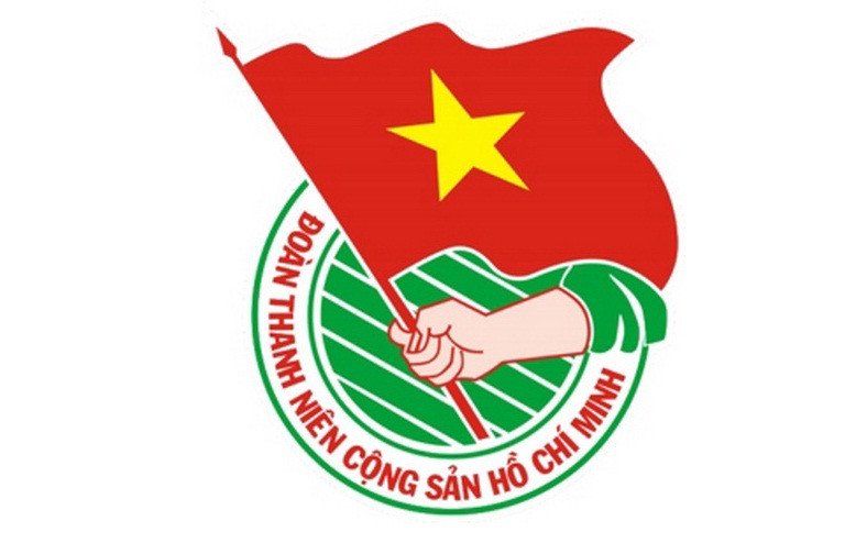 Tập thể cán bộ Đoàn trường trong các hoạt động thanh niên, thể hiện tinh thần xung kích