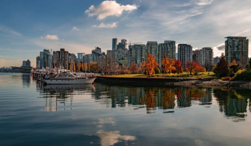 Thiên nhiên Canada tươi đẹp với núi non hùng vĩ, lý do tại sao nên định cư Canada