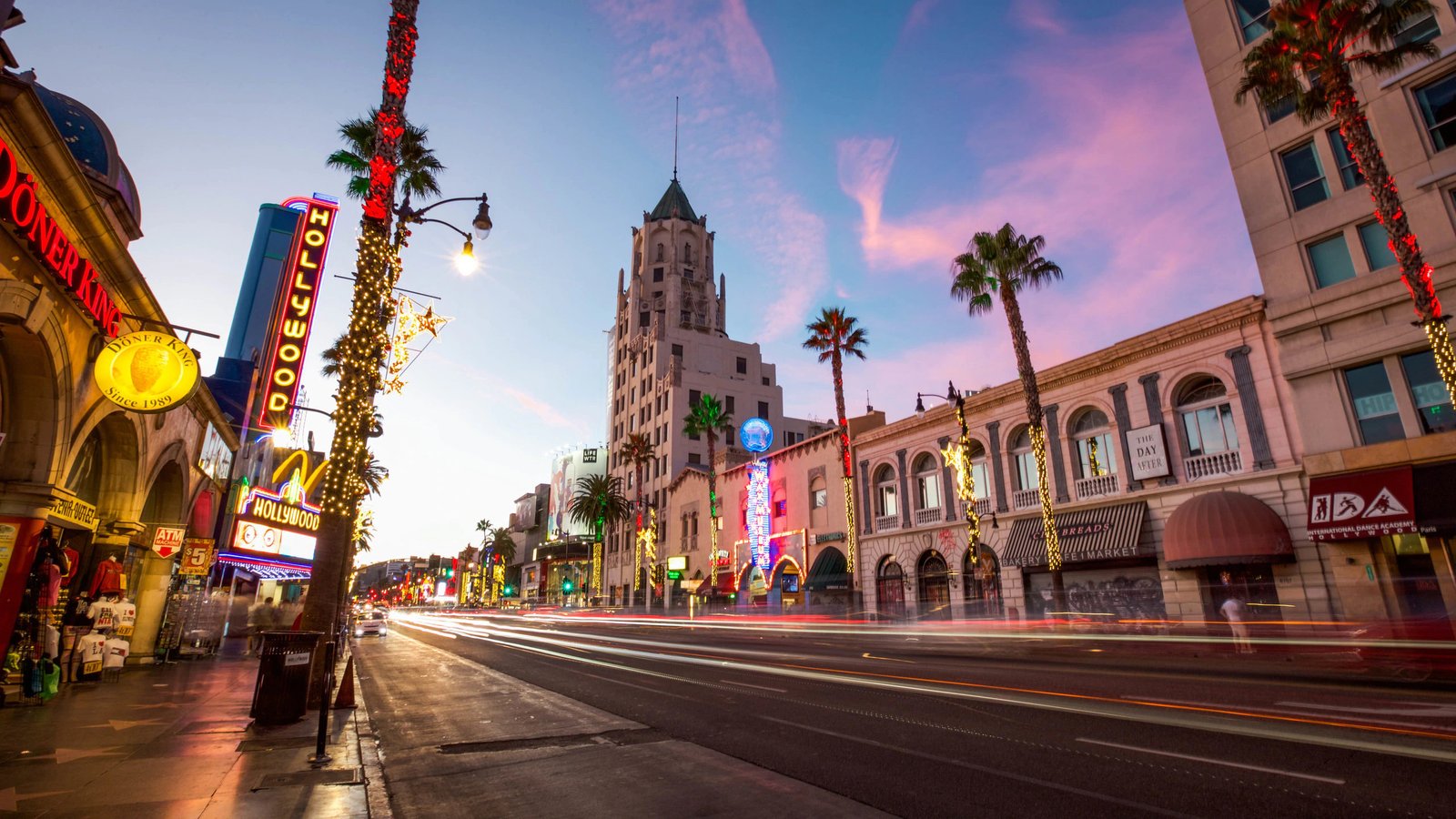 Đồng hồ và lịch biểu tượng cho quy ước Daylight Saving Time ở California