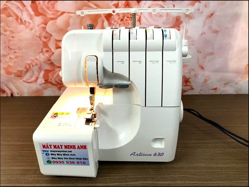 Góc nhìn tổng thể máy vắt sổ gia đình cũ
