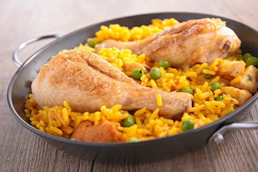 Món Arroz Con Pollo – Cơm gà truyền thống Cuba
