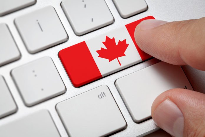 Người lao động kỹ thuật số làm việc tại Canada
