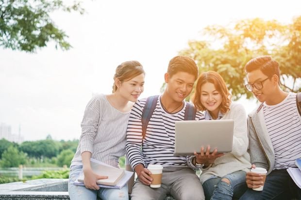 Sinh viên quốc tế với cơ hội định cư diện du học