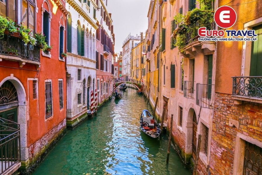 Sự khác biệt múi giờ giữa Ý và Việt Nam