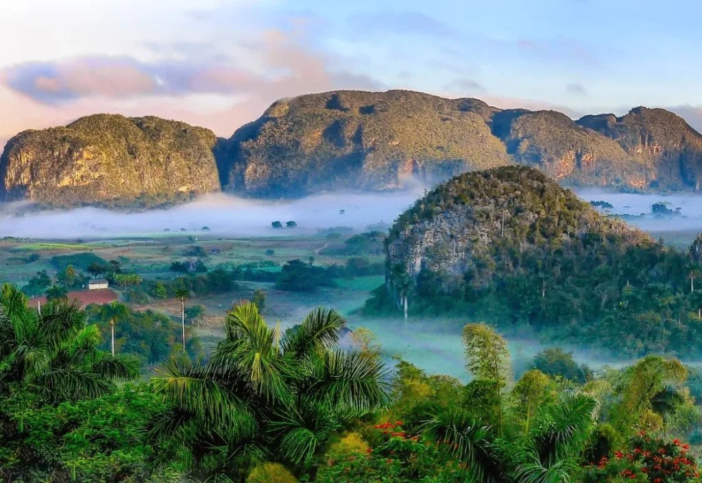 Thung lũng Viñales với những ngọn đồi mogotes độc đáo