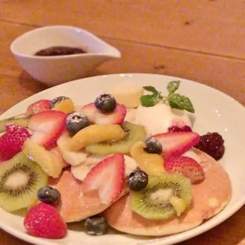 Tìm Quán Cà Phê Khi Du Lịch & Làm Visa Quốc Tế: Are There Any Cafes Near Me?