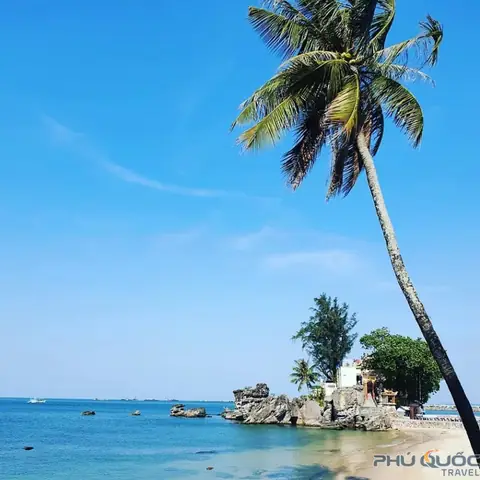 Các Bãi Biển Dương Đông Phú Quốc Nổi Tiếng Với Dòng Nước Xanh Mát, Cùng Bờ Cát Trắng Mịn. Các Bãi Biển Dương Đông Phú Quốc Nổi Tiếng Với Dòng Nước Xanh Mát, Cùng Bờ Cát Trắng Mịn.