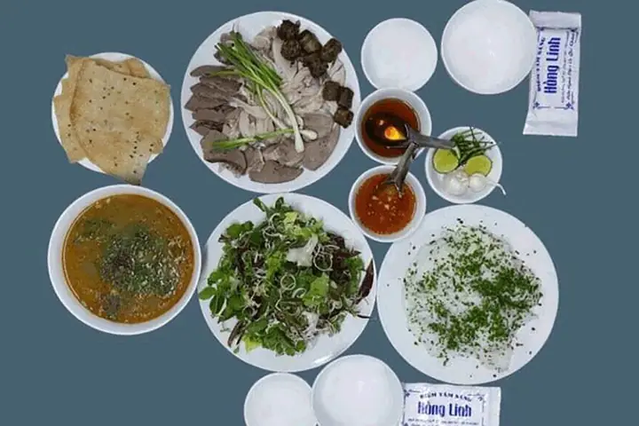 Bánh Hỏi Cháo Lòng Hồng Linh: 242 Lạc Long Quân Bánh Hỏi Cháo Lòng Hồng Linh: 242 Lạc Long Quân