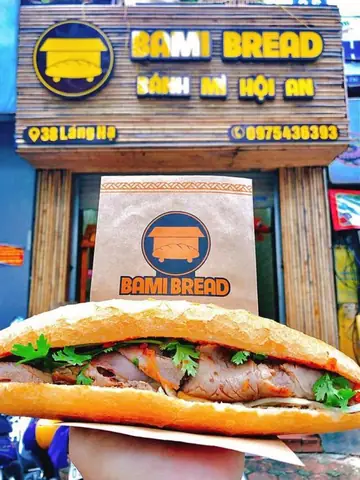 Bánh Mì Hội An Hà Nội: Khám Phá Hương Vị Phố Cổ Giữa Lòng Thủ Đô Bánh Mì Hội An Hà Nội: Khám Phá Hương Vị Phố Cổ Giữa Lòng Thủ Đô