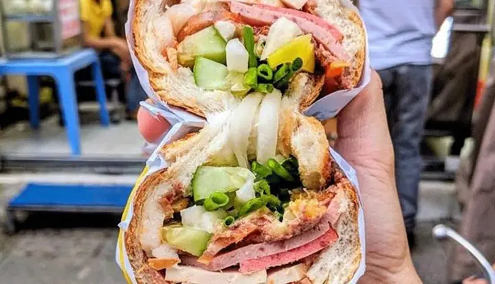 Bánh Mì Huỳnh Hoa