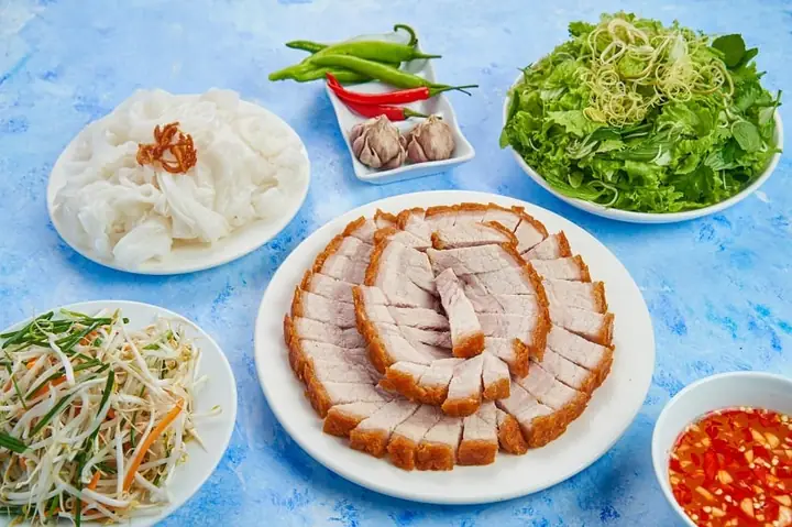 Bánh Ướt Heo Quay Đà Nẵng: Visa Nào Cho Chuyến Đi Quốc Tế Của Bạn?