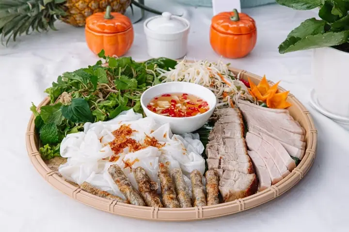 Bánh Ướt Heo Quay Đà Nẵng: Visa Nào Cho Chuyến Đi Quốc Tế Của Bạn?