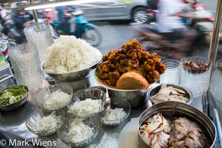 Bun Bo Hue – Another Winning Bowl Of Noodles In Saigon Bun Bo Hue – Another Winning Bowl Of Noodles In Saigon